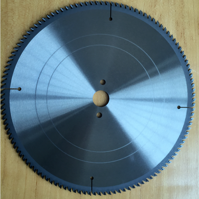 ���saw360��ľ���Ƭ